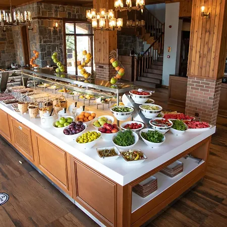 ومنتجع وفيلات فوليا ماونتن ترابزون