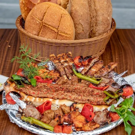 ومنتجع وفيلات فوليا ماونتن فندق