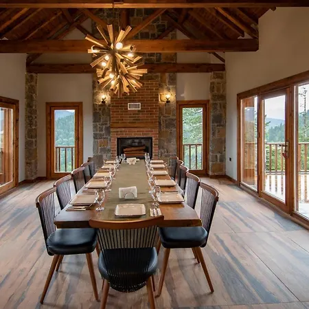 ومنتجع وفيلات فوليا ماونتن فندق ترابزون