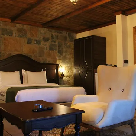 Foleya Mountain & Hotel