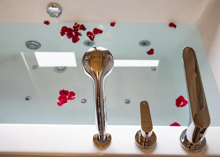 Foleya Mountain & 3*